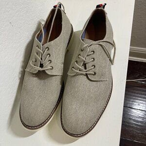 Tommy Hilfiger Garson 3 Oxford Canvas Laced Shoes Men’s Size 10 1/2 Tan EUC